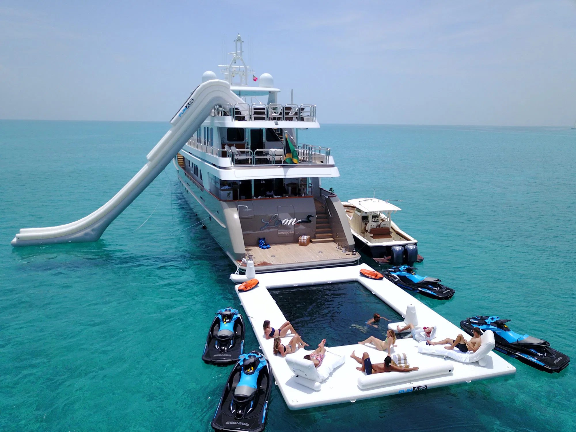 Lagoon Pool (4.5m x 4.5m)
